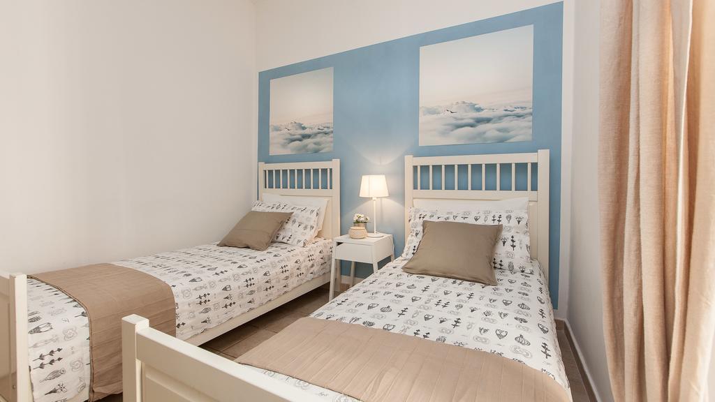 Arenula Balcony Apartment Рим Екстериор снимка